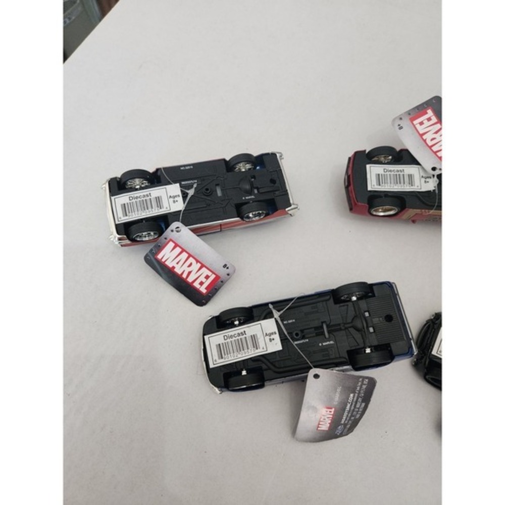 5 Marvel Diecast Cars: Winter Soldier, Iron‎ Man, Spider-Man, Captain America + - Picture 7 of 12